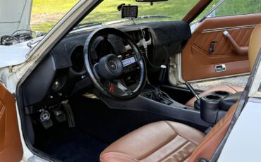 Datsun-280z-1977-White-Brown-black-9