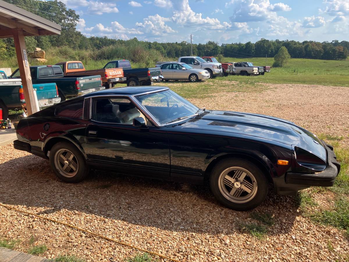 Datsun-280zx-1979-10