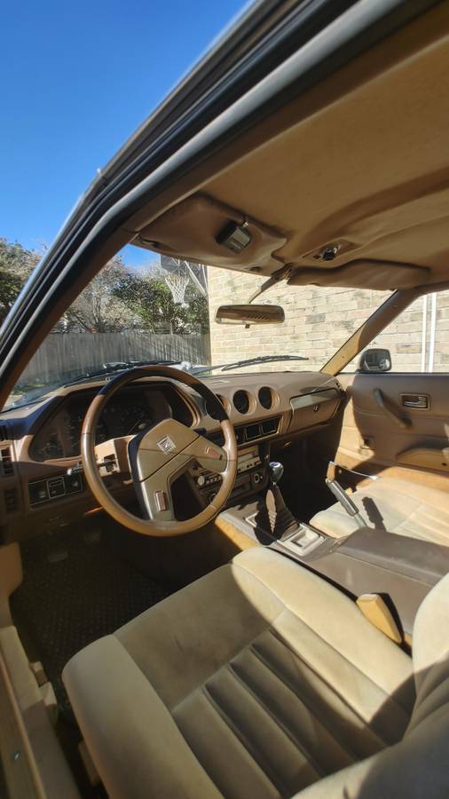 Datsun-280zx-1979-brown-2
