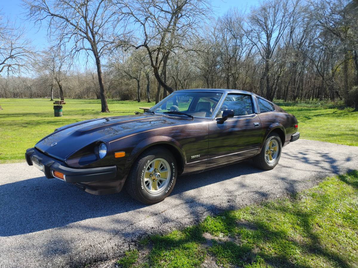 Datsun-280zx-1979-brown-6