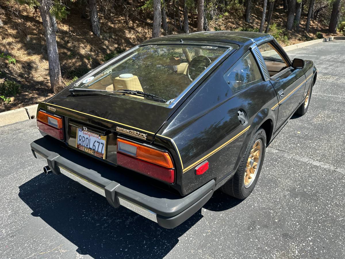 Datsun-280zx-1981-7