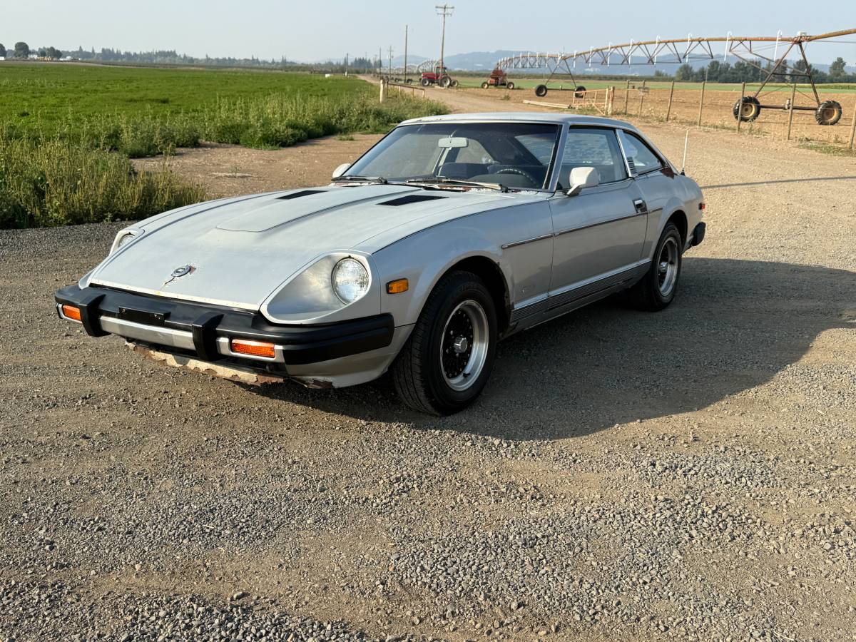 Datsun-280zx-1981-silver-2