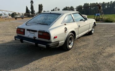 Datsun-280zx-1981-silver-6