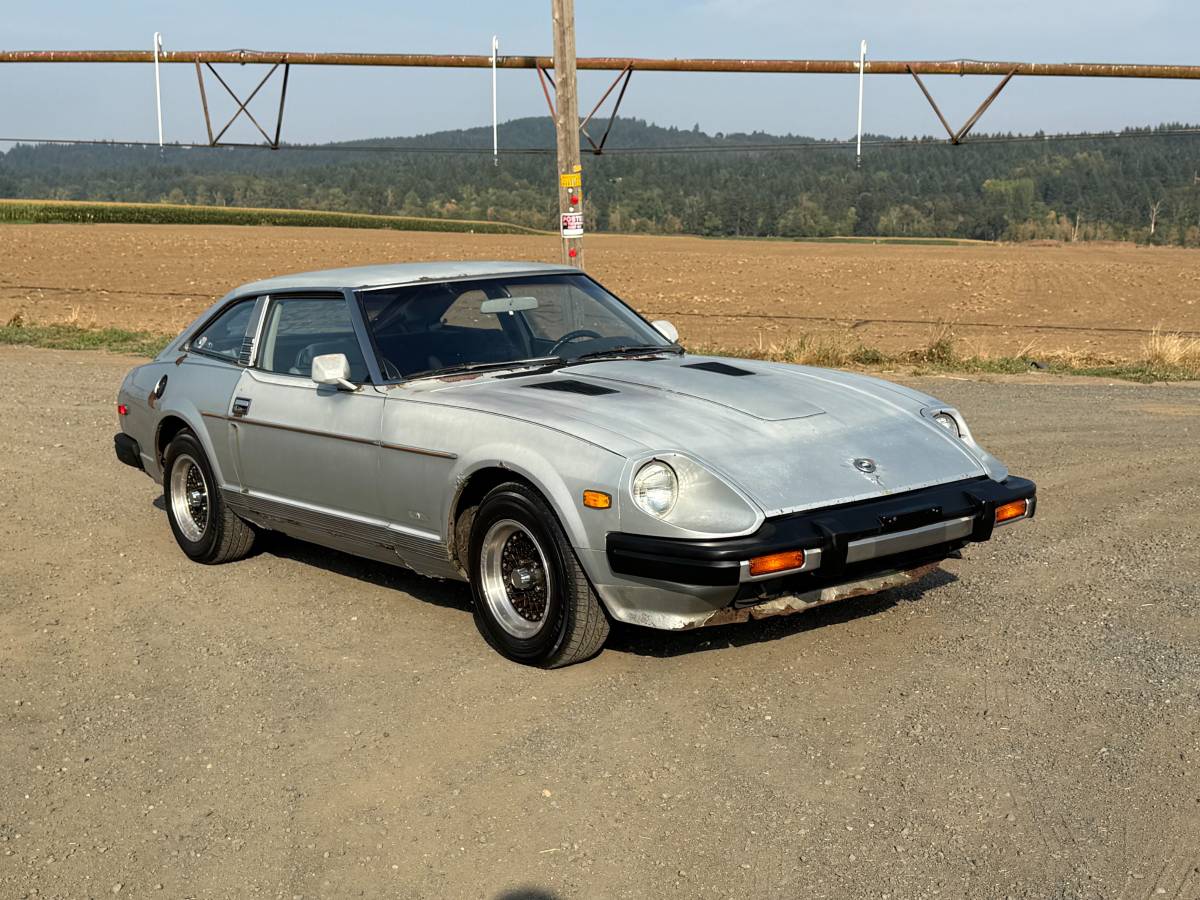Datsun-280zx-1981-silver