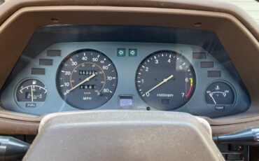 Datsun-280zx-1982-brown-4