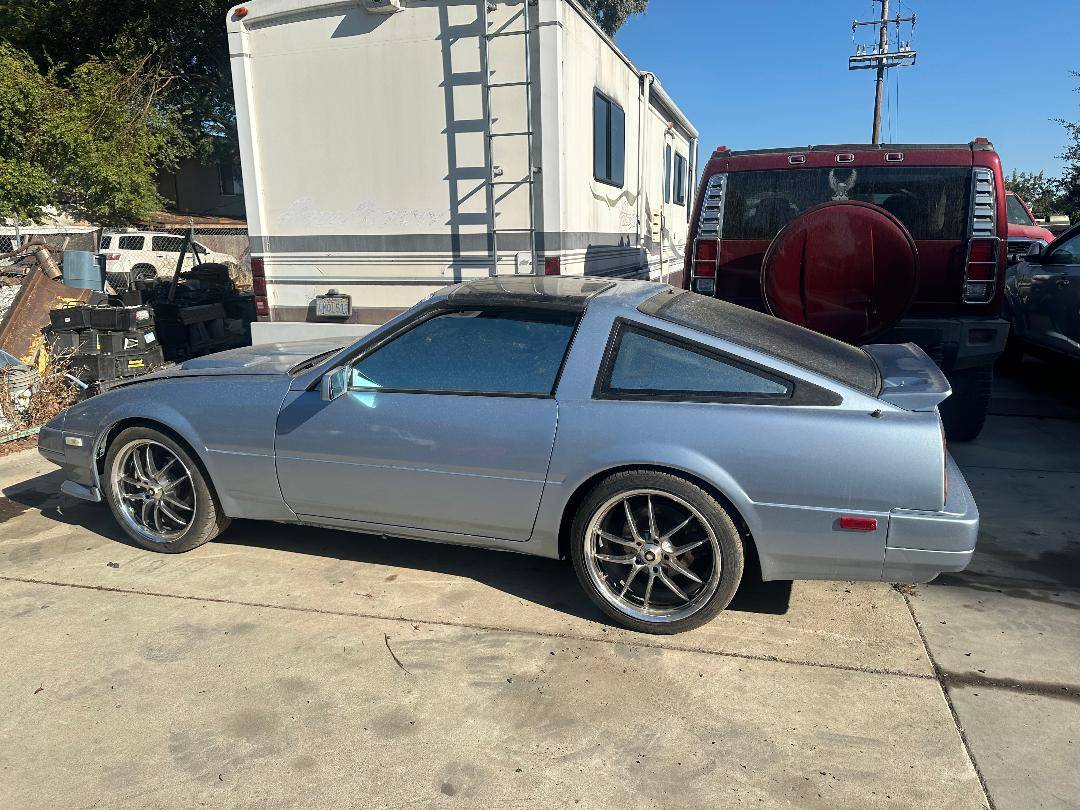Datsun-300-zx-1984-blue-1