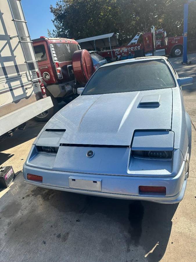 Datsun-300-zx-1984-blue