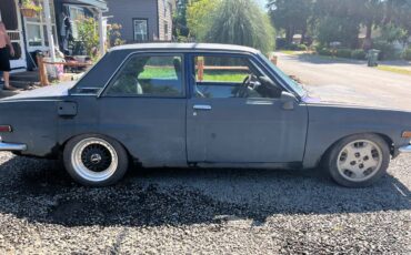 Datsun-510-1971-2
