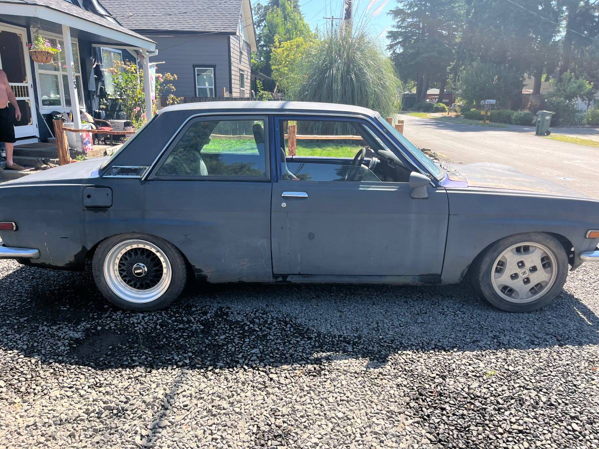 Datsun-510-1971-2
