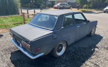 Datsun-510-1971-3