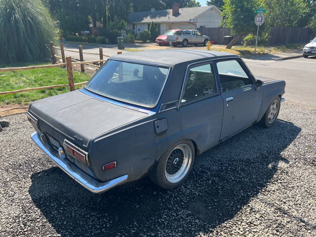 Datsun-510-1971-3
