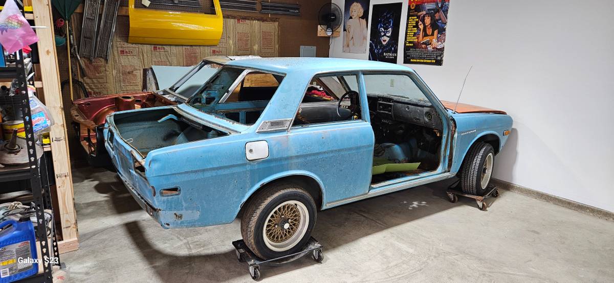 Datsun-510-1972-custom-11
