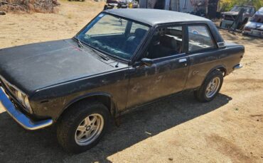 Datsun-510-1972-custom-2