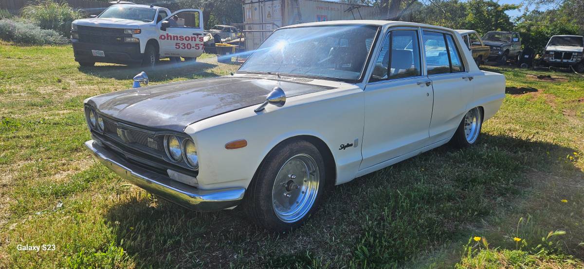 Datsun-510-1972-custom-8