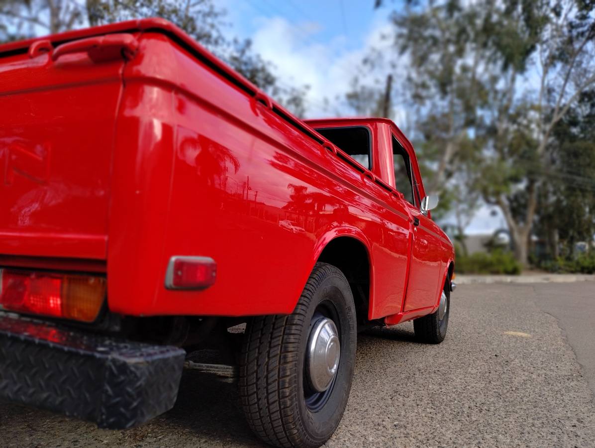 Datsun-521-1972-red-2