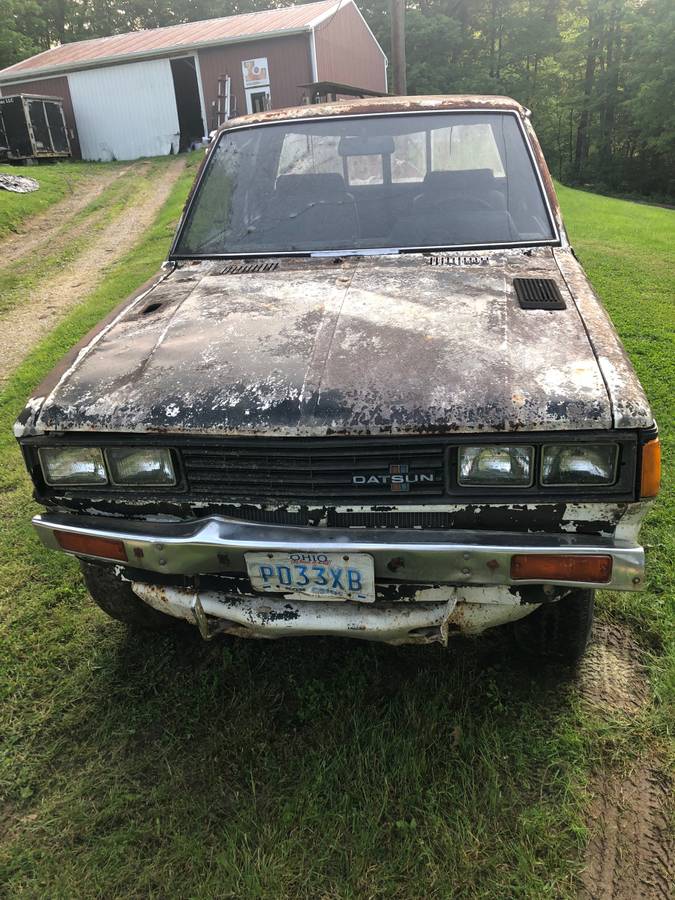 Datsun-710-4x4-1983-custom-1