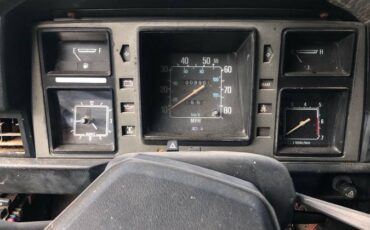 Datsun-710-4x4-1983-custom-6