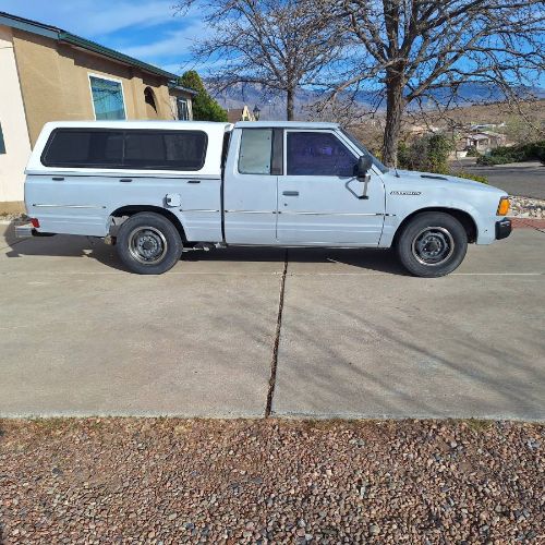 Datsun-Other-1982-Gray-4