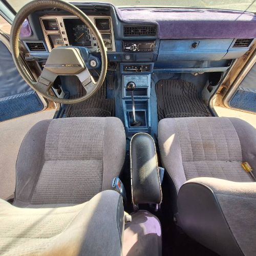 Datsun-Other-1982-Gray-8
