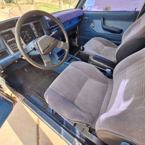 Datsun-Other-1982-Gray-9
