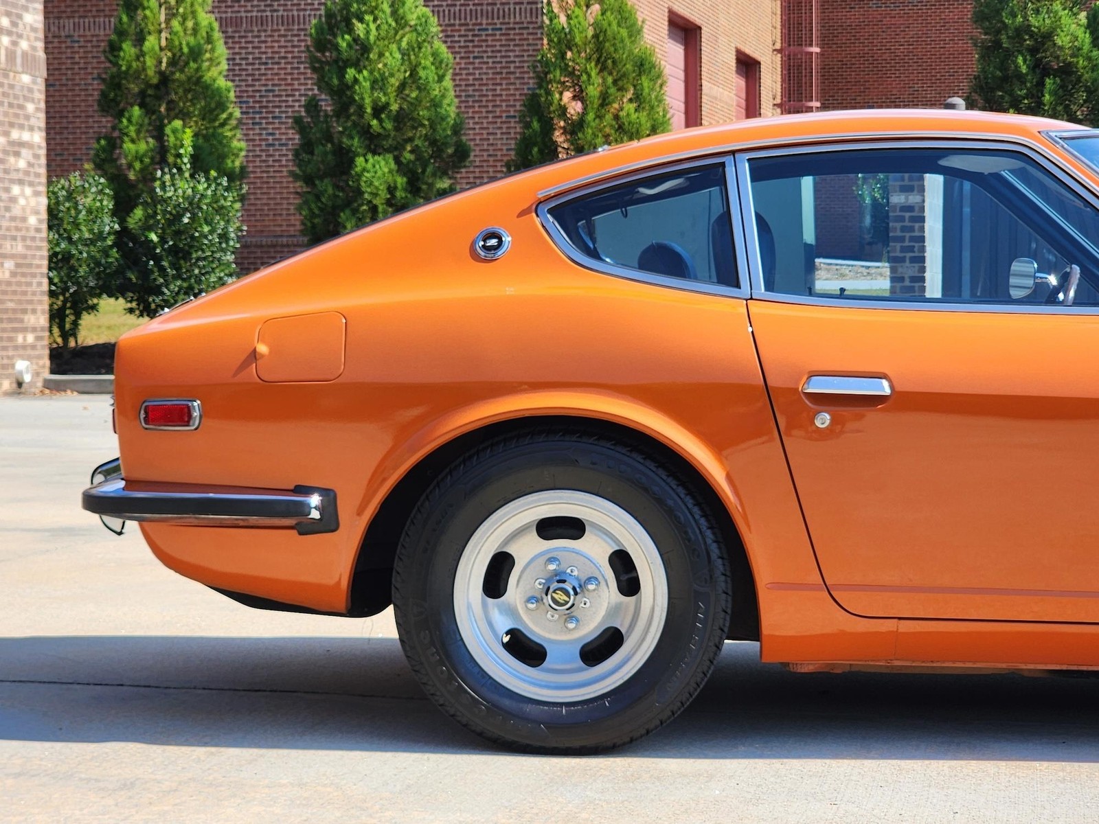 Datsun-Z-Series-1972-Coupe-18