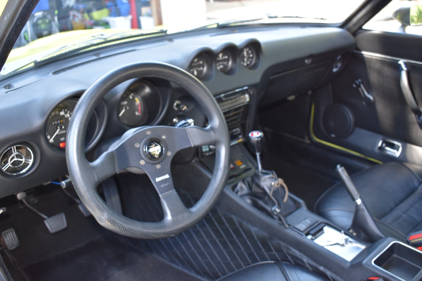 Datsun-Z-Series-1973-Coupe-7