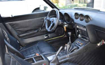 Datsun-Z-Series-1973-Coupe-9
