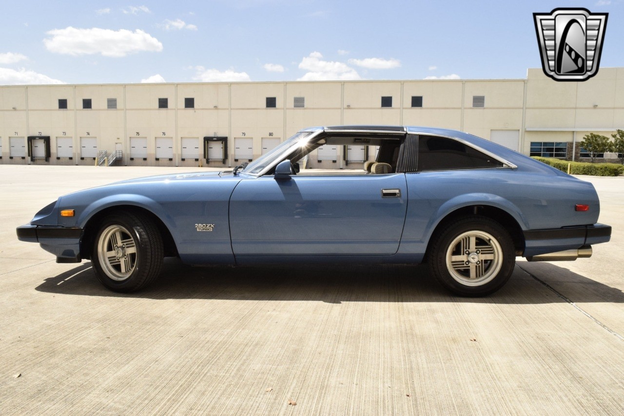 Datsun-Z-Series-1982-coupe-35