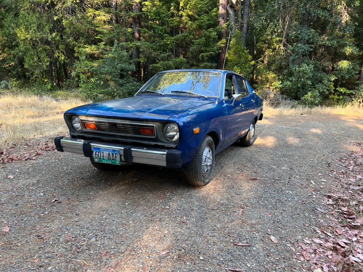 Datsun-b-210-1978-blue-7