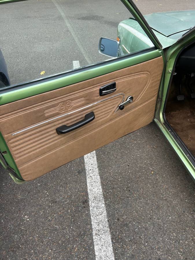 Datsun-b210-1978-green-12