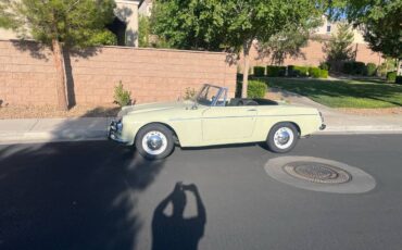 Datsun-fairlady-roadster-1966-white-2