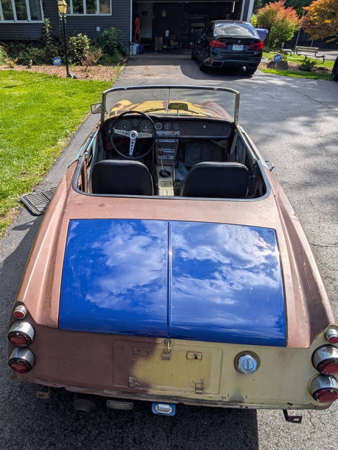 Datsun-fairlady-roadster-convertible-1966-yellow-18