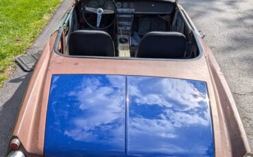 Datsun-fairlady-roadster-convertible-1966-yellow-18