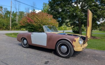 Datsun-fairlady-roadster-convertible-1966-yellow-3