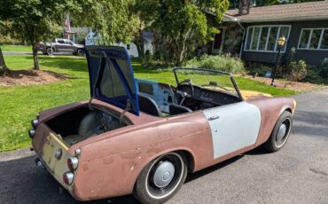 Datsun-fairlady-roadster-convertible-1966-yellow-8