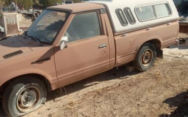Datsun-pickup-1982-1