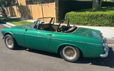 Datsun-roadster-1967-green-3
