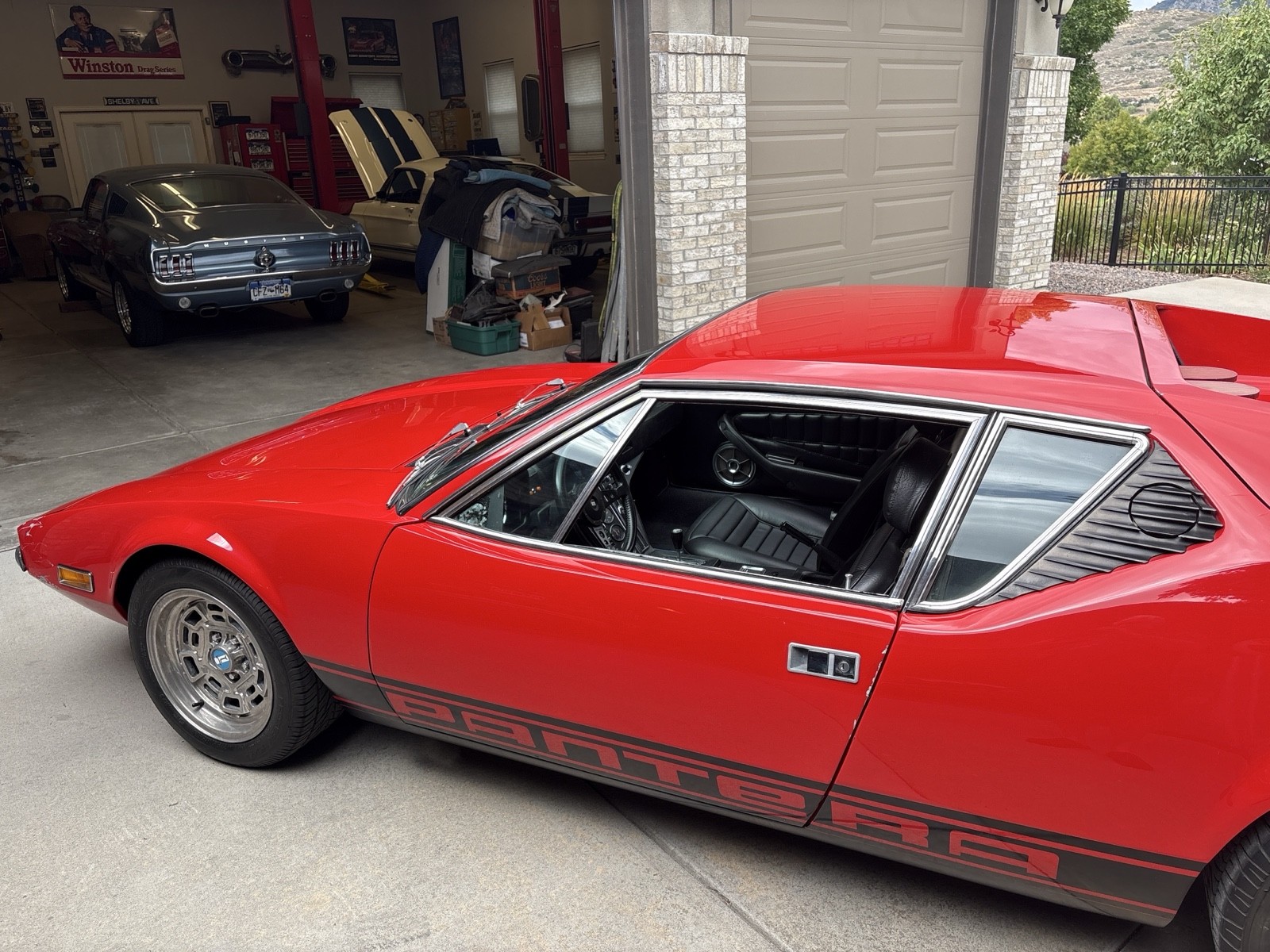 De-Tomaso-Pantera-1972-25