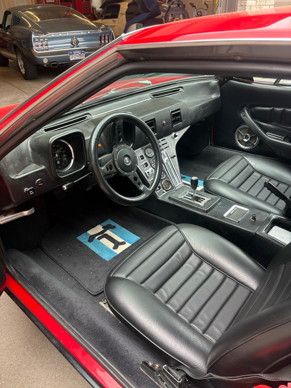 De-Tomaso-Pantera-1972-27