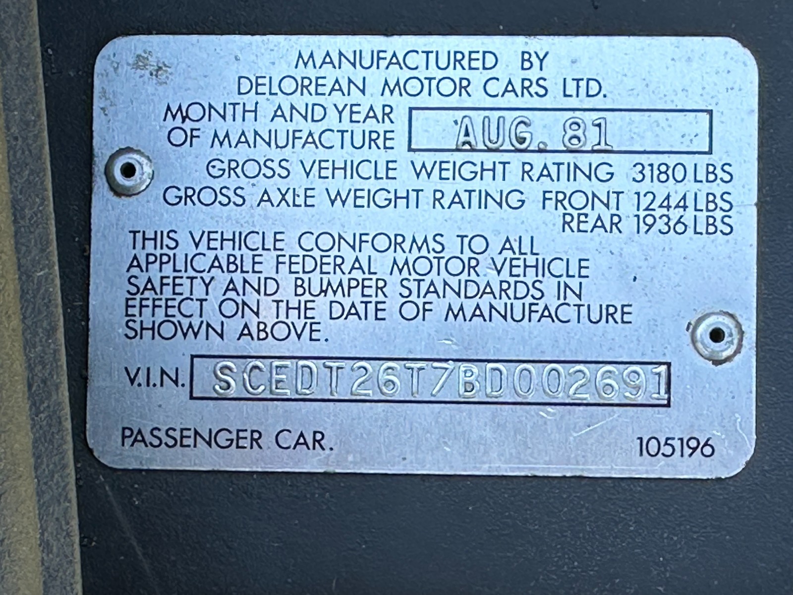 DeLorean-1981-1