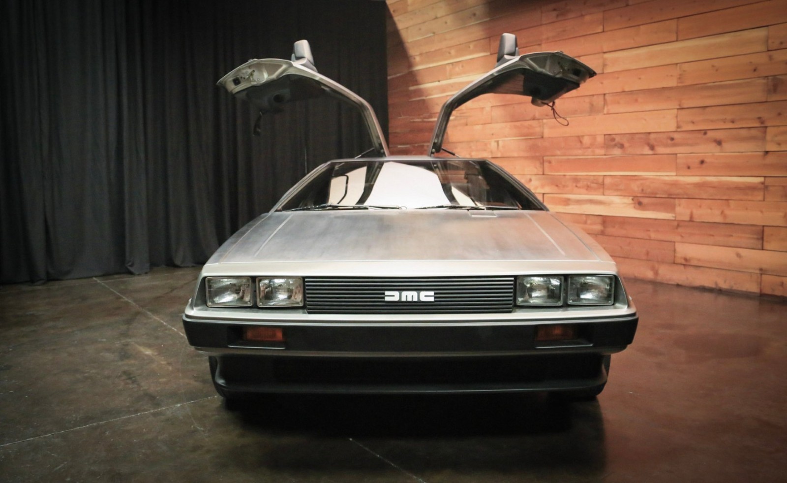 DeLorean-1981-11