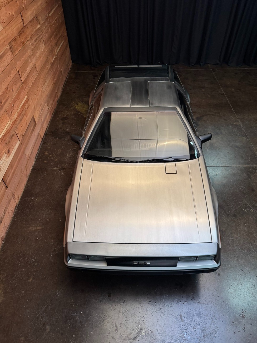 DeLorean-1981-12