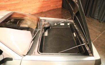 DeLorean-1981-16