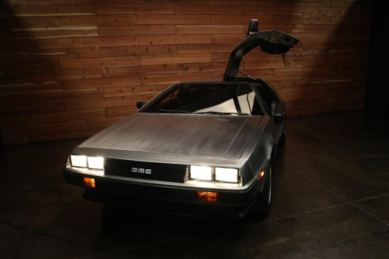 DeLorean-1981-18