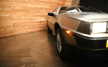 DeLorean-1981-19