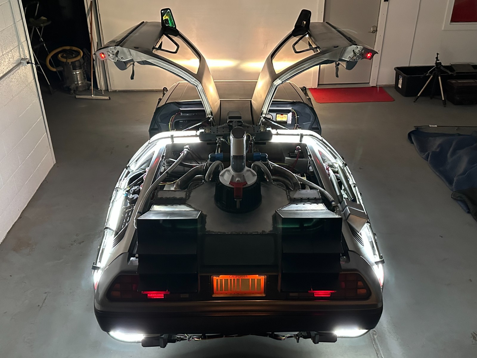 DeLorean-1981-19