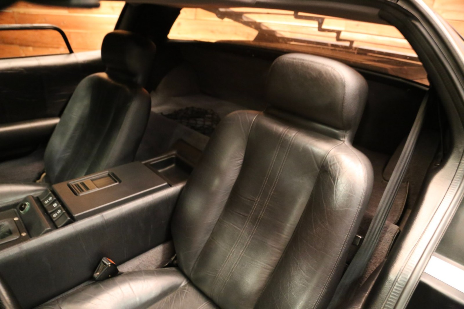 DeLorean-1981-22