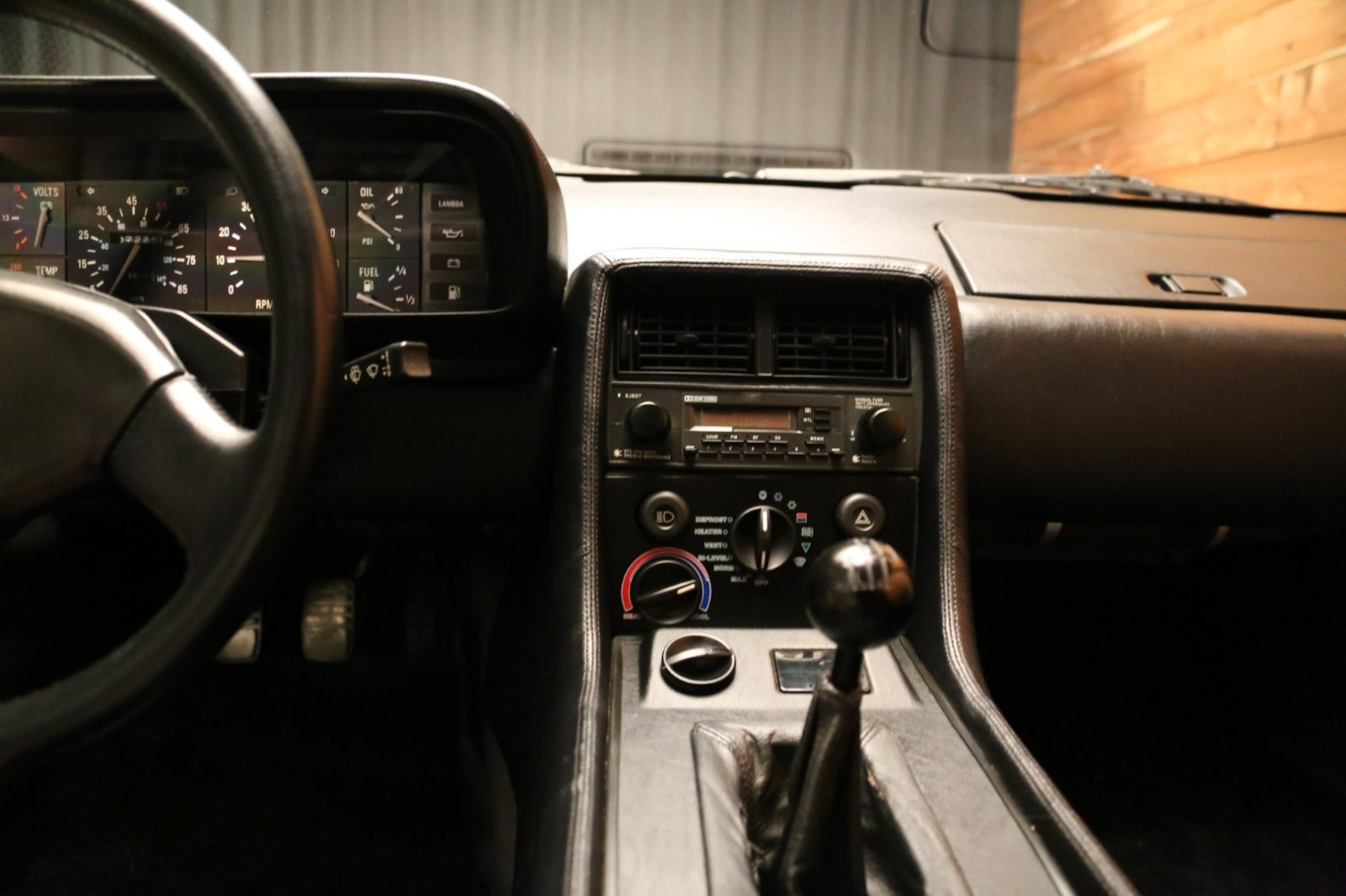 DeLorean-1981-23