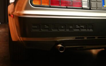 DeLorean-1981-35