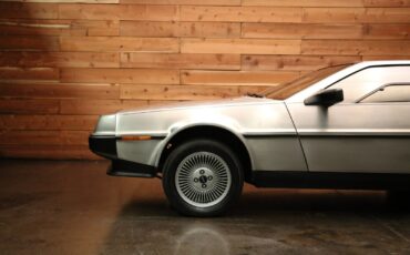 DeLorean-1981-4